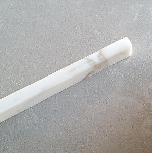 Calacatta Polished Marble Pencil - 5/8